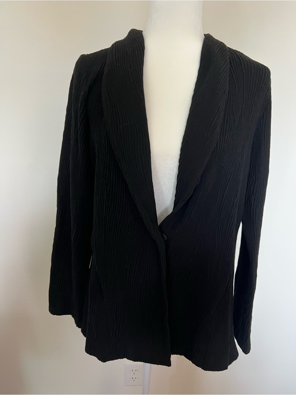 Eileen Fisher Black Crinkled Open-Front Blazer